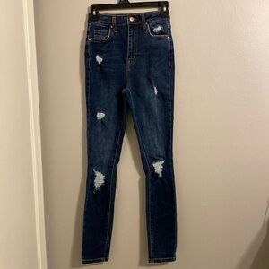 Forever 21 Dark Wash Distressed Skinny Jeans (Size 24)